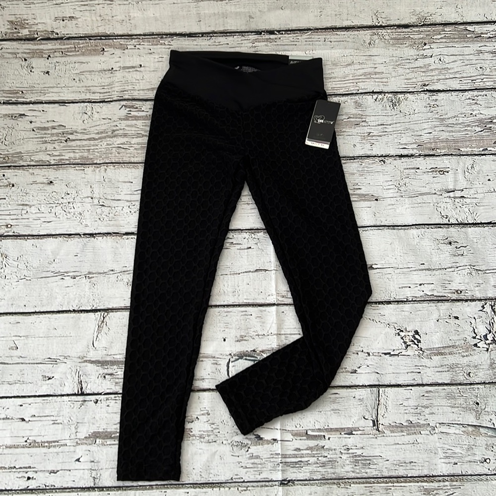 NWT - ShoActive Black Leggings